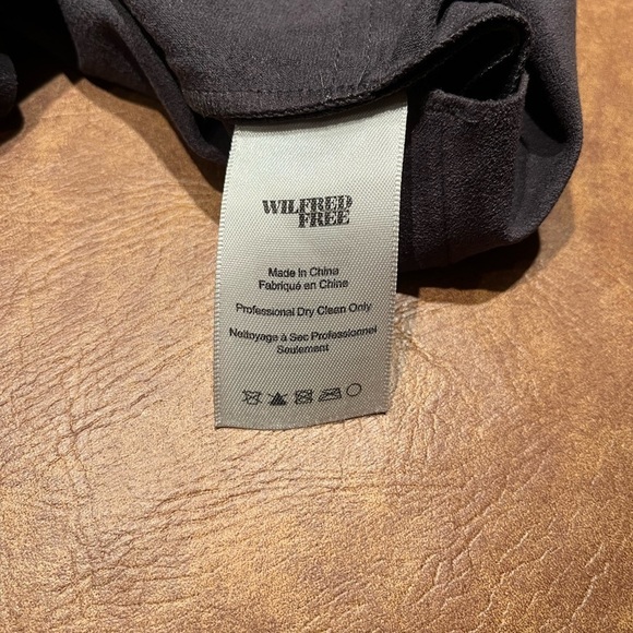 Aritzia WILFRED FREE dress. Medium - Picture 4 of 6